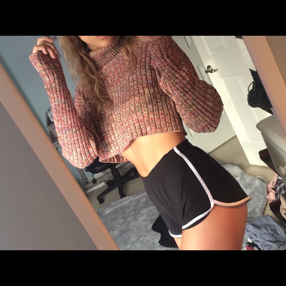 Knit pink turtle neck